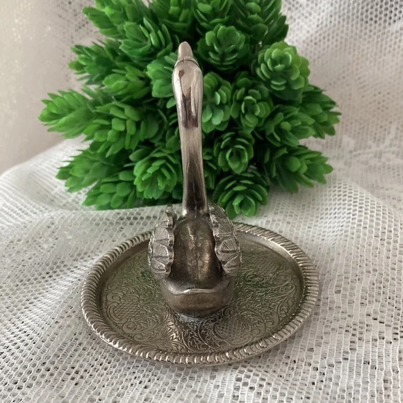 Elegant Silver Swan Home Accent - Picture 4 of 7